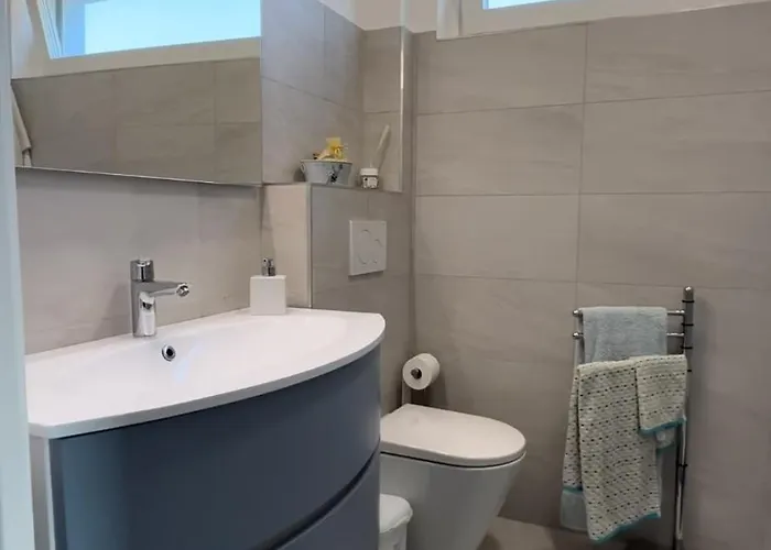 Casa Al Mare Per Grandi Gruppi Marina di Montemarciano